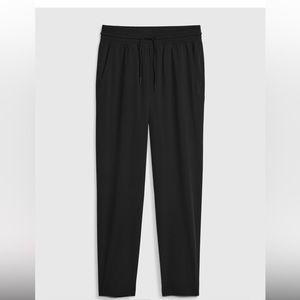 GapFit Runaround Airy Ankle Pants - Black - Petite Medium